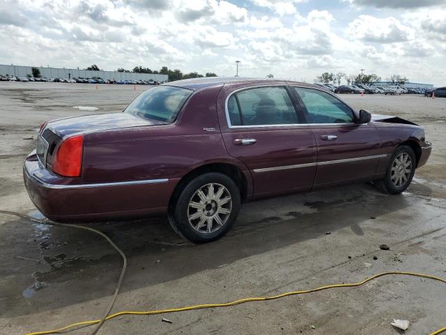 Image 3 of 2007 LINCOLN TOWN CAR SIGNATURE LIMITED 2007 with VIN 1LNHM82V67Y629820