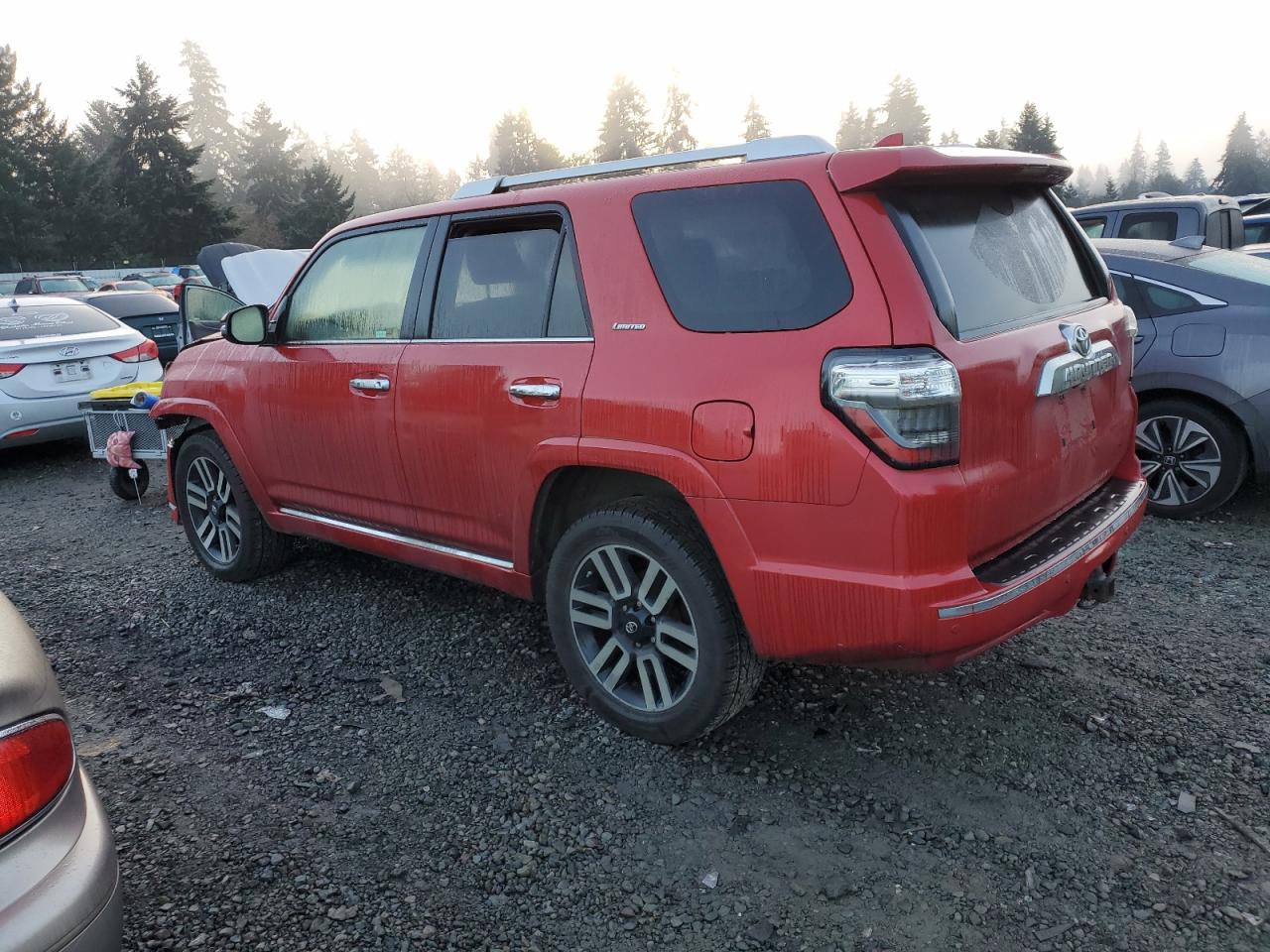Obraz 2 z 2016 TOYOTA 4RUNNER SR5/SR5 PREMIUM 2016 z VIN JTEBU5JR6G5281737