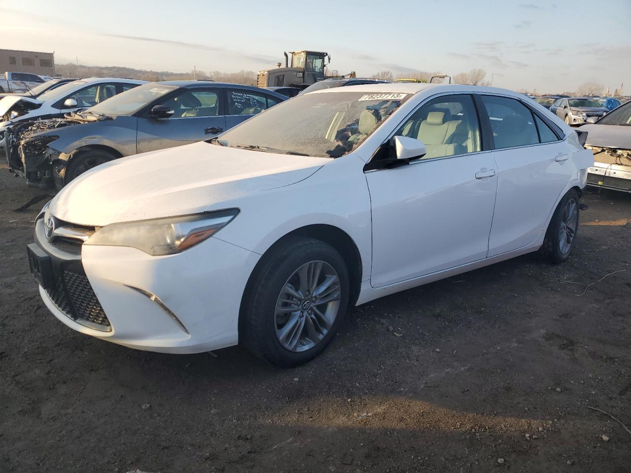 Изображение 1 2016 TOYOTA CAMRY LE 2016 с VIN 4T1BF1FKXGU605552