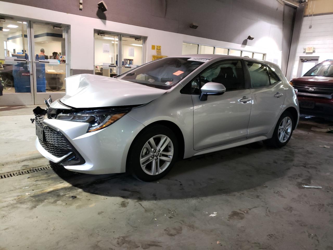 Obraz 1 z 2020 TOYOTA COROLLA SE 2020 z VIN JTND4RBE8L3081752