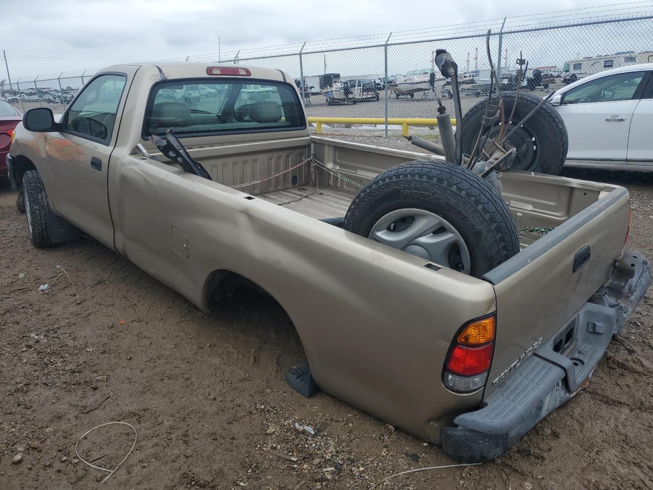 Изображение 2 2002 TOYOTA TUNDRA  2002 с VIN 5TBJN32132S233165