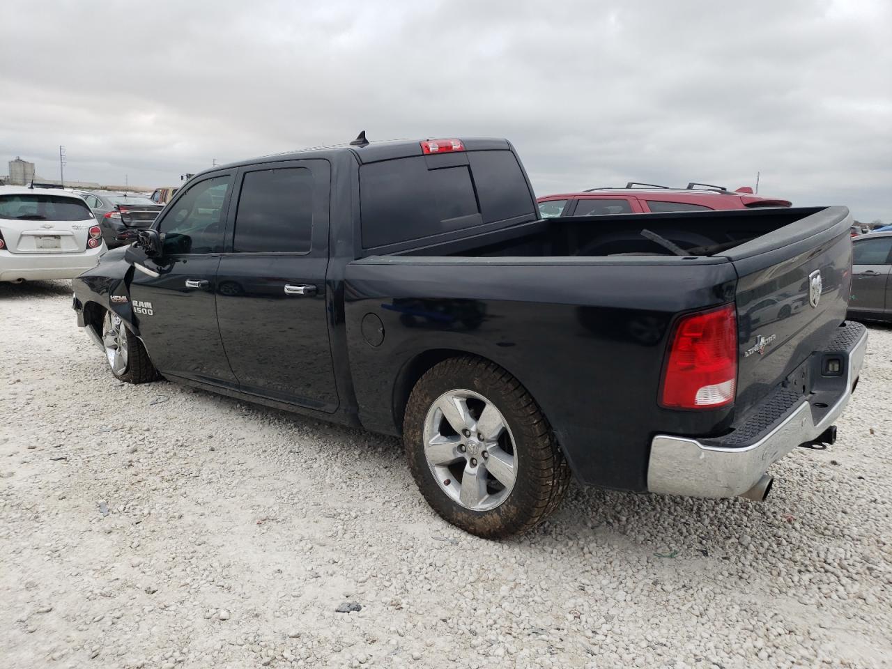 Изображение 2 2017 RAM 1500 SLT 2017 с VIN 1C6RR6LT7HS532987