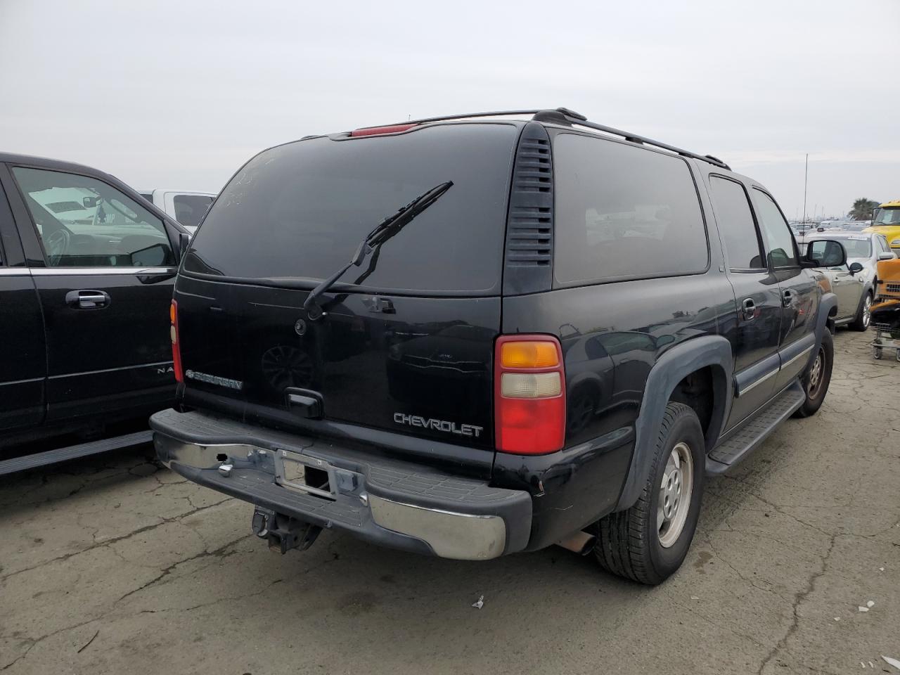 Image 3 of 2001 CHEVROLET SUBURBAN K1500 2001 with VIN 3GNFK16T61G228858