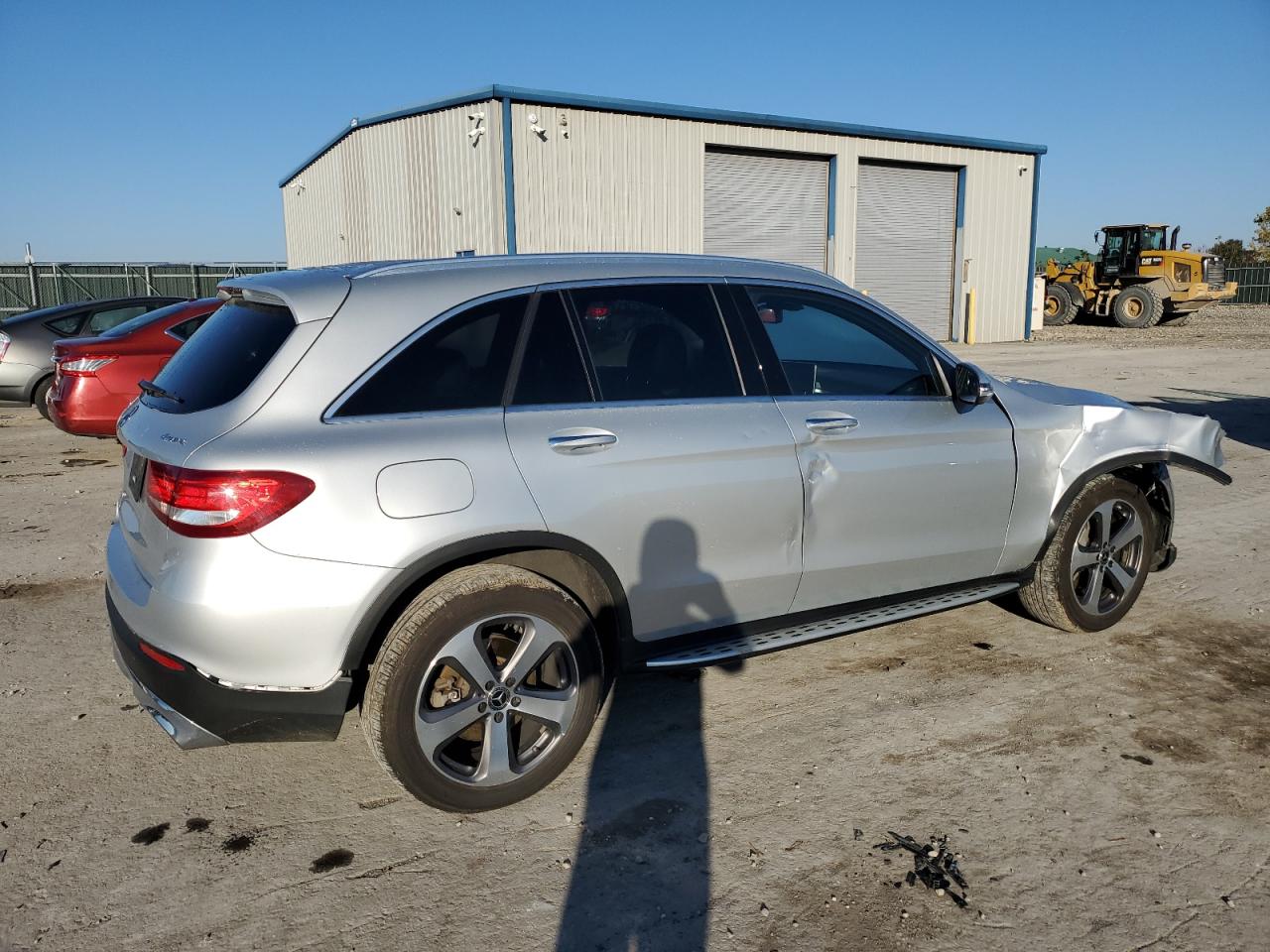 Image 3 of 2018 MERCEDES-BENZ GLC 300 4MATIC 2018 with VIN WDC0G4KB5JV037044