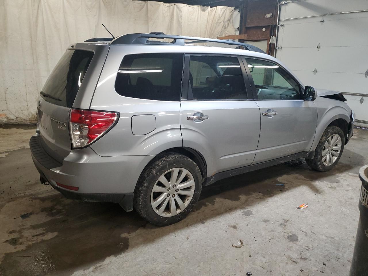 Image 3 of 2013 SUBARU FORESTER 2.5X PREMIUM 2013 with VIN JF2SHADC6DH424044