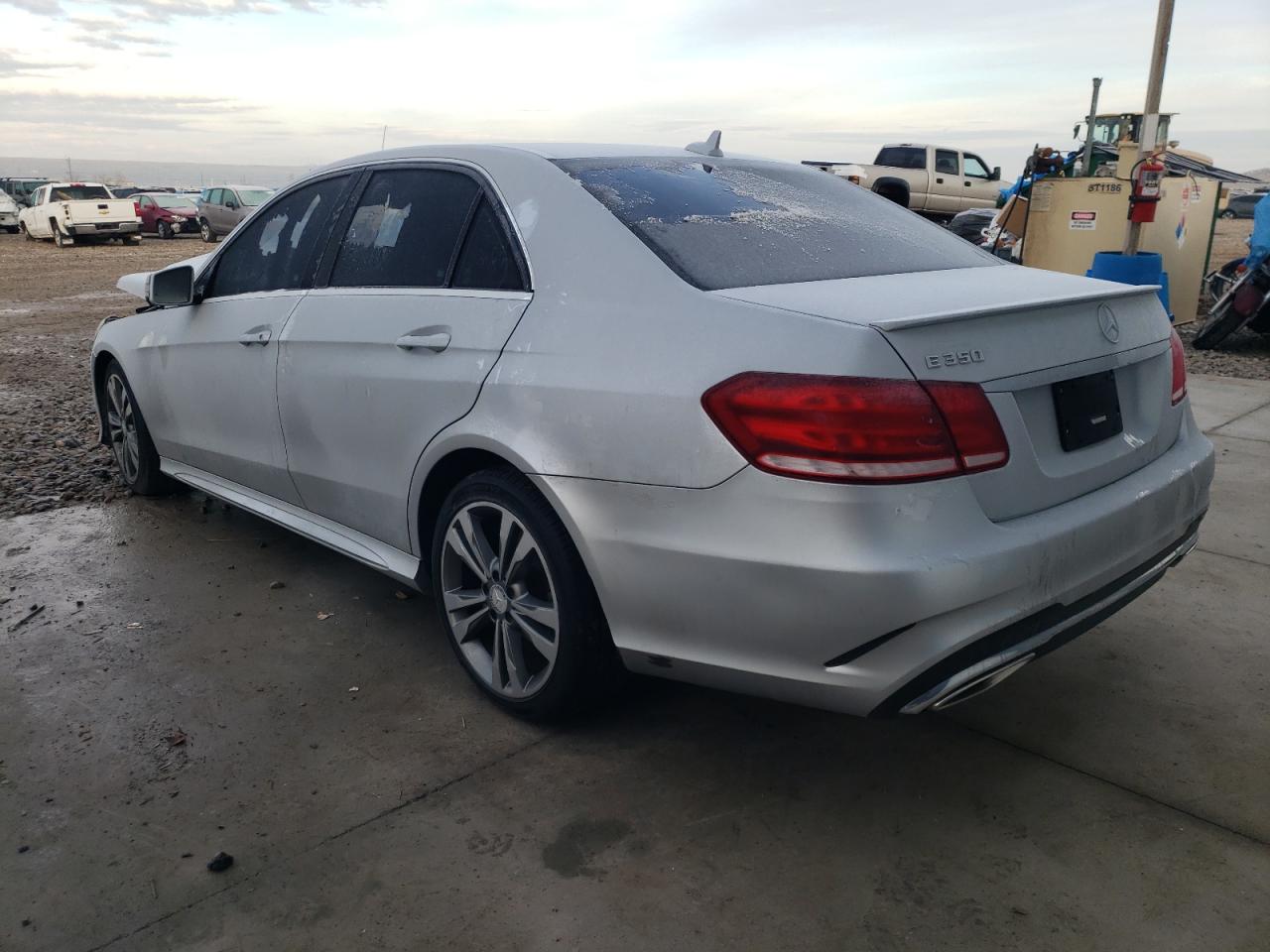 Изображение 2 2016 MERCEDES-BENZ E 350 2016 с VIN WDDHF5KB1GB274552