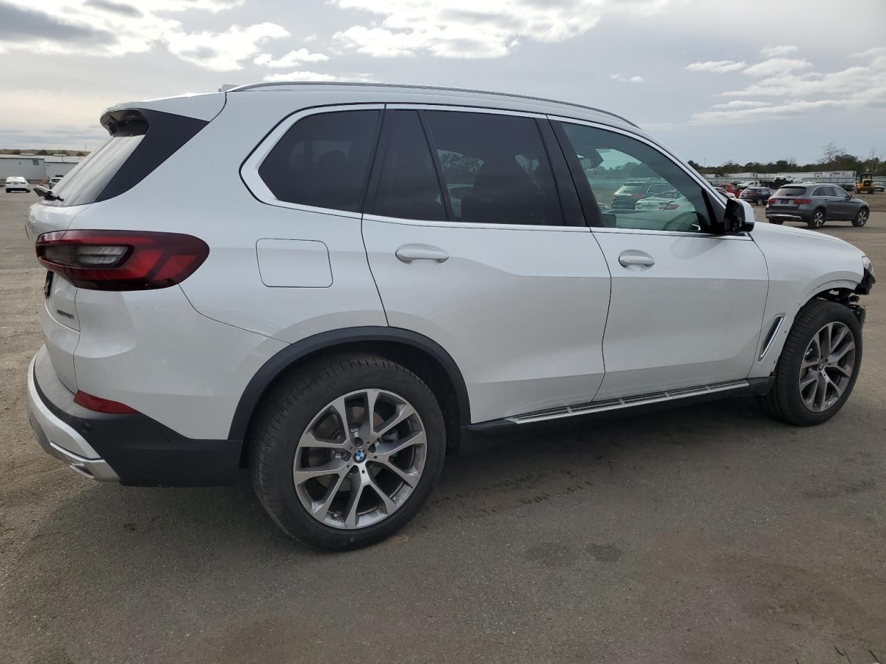 Image 3 of 2023 BMW X5 XDRIVE40I 2023 with VIN 5UXCR6C0XP9R27030