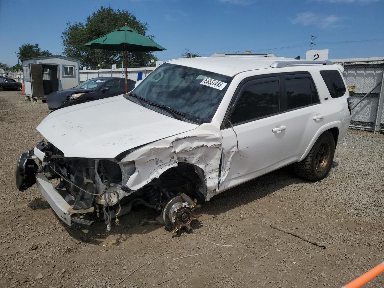 Obraz 1 z 2018 TOYOTA 4RUNNER SR5/SR5 PREMIUM 2018 z VIN JTEBU5JR7J5484966