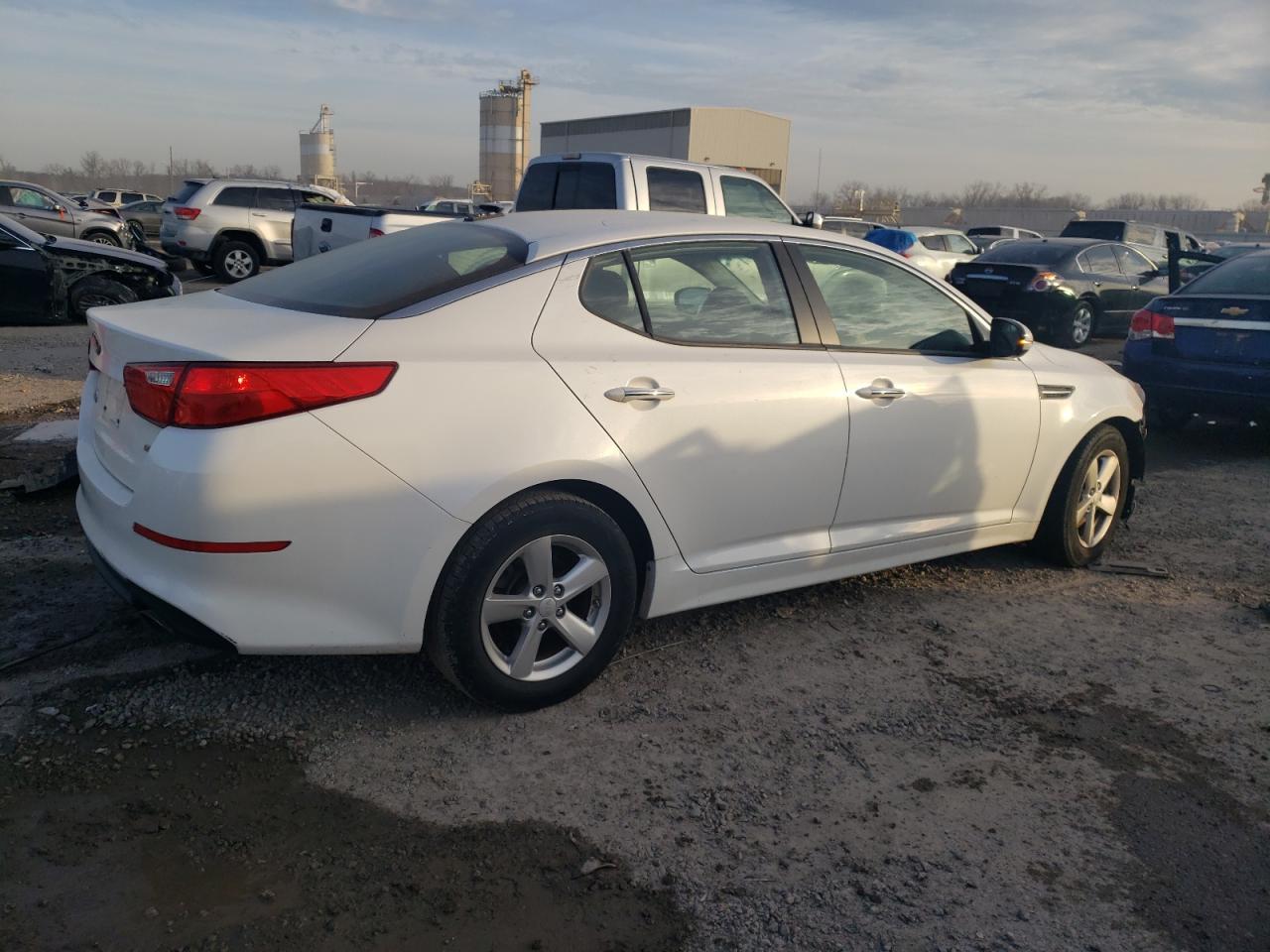 Image 3 of 2015 KIA OPTIMA LX 2015 with VIN KNAGM4A79F5547511