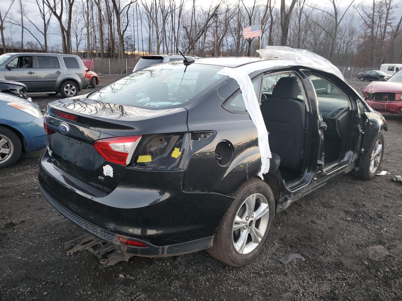 Изображение 3 2013 FORD FOCUS SE 2013 с VIN 1FADP3F28DL358853