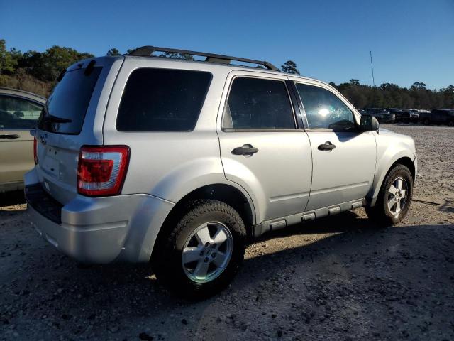 Image 3 of 2011 FORD ESCAPE XLT 2011 with VIN 1FMCU9D75BKB34325