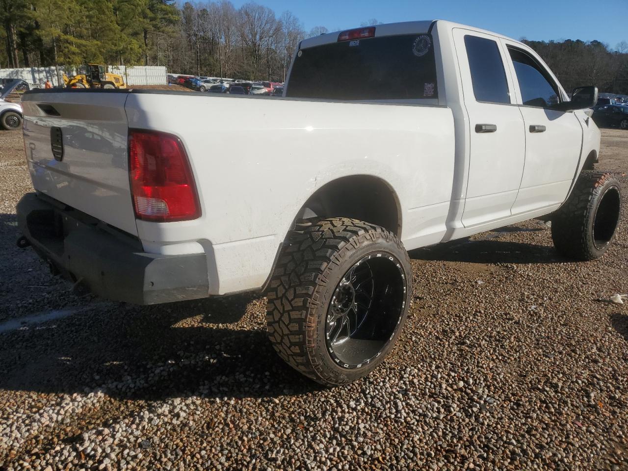 Image 3 of 2018 RAM 1500 ST 2018 with VIN 1C6RR7FG1JS263962