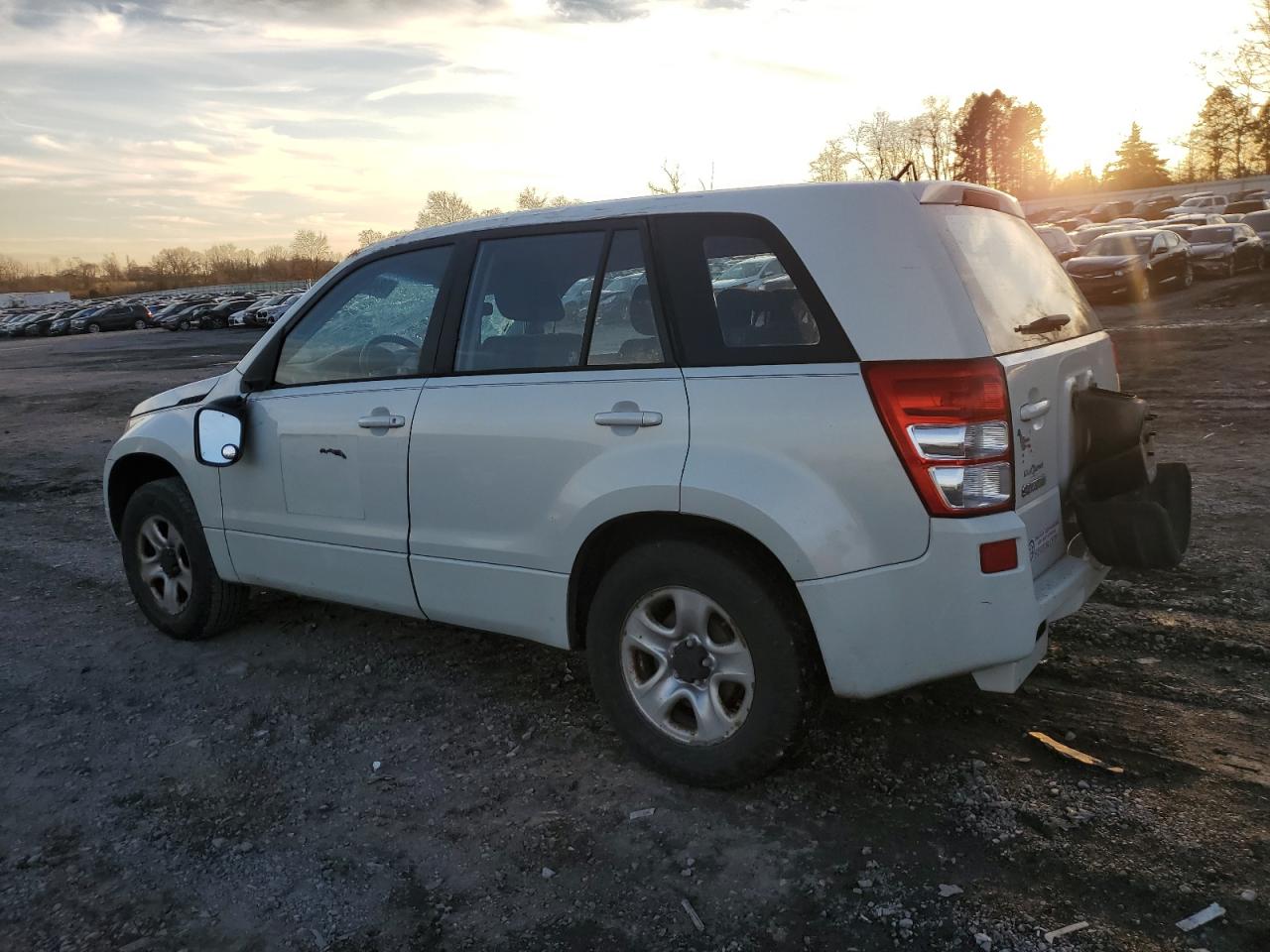 Image 2 of 2006 SUZUKI GRAND VITARA  2006 with VIN JS3TD941664102902