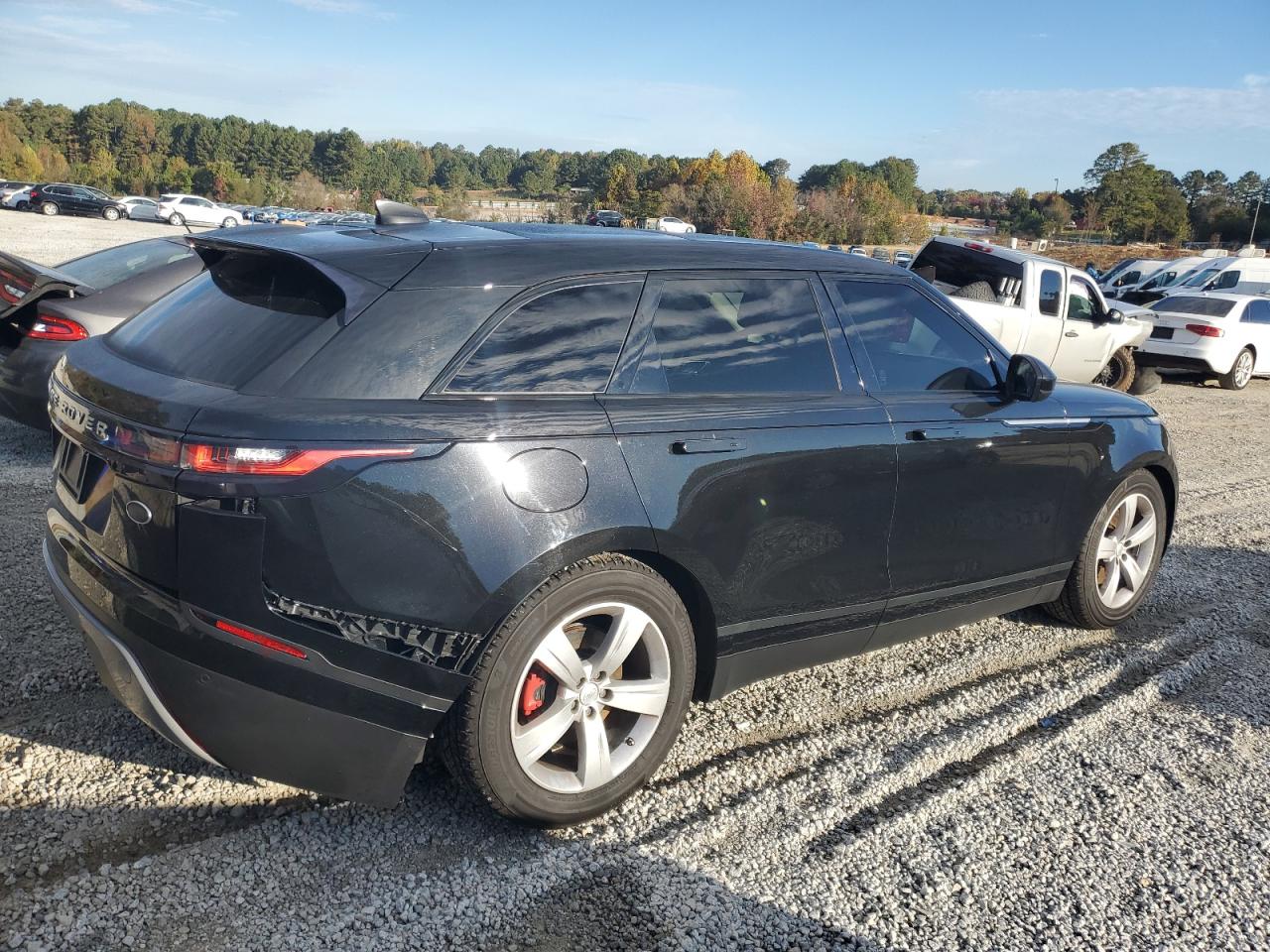 Obraz 3 z 2018 LAND ROVER RANGE ROVER VELAR S 2018 z VIN SALYB2RV3JA708996