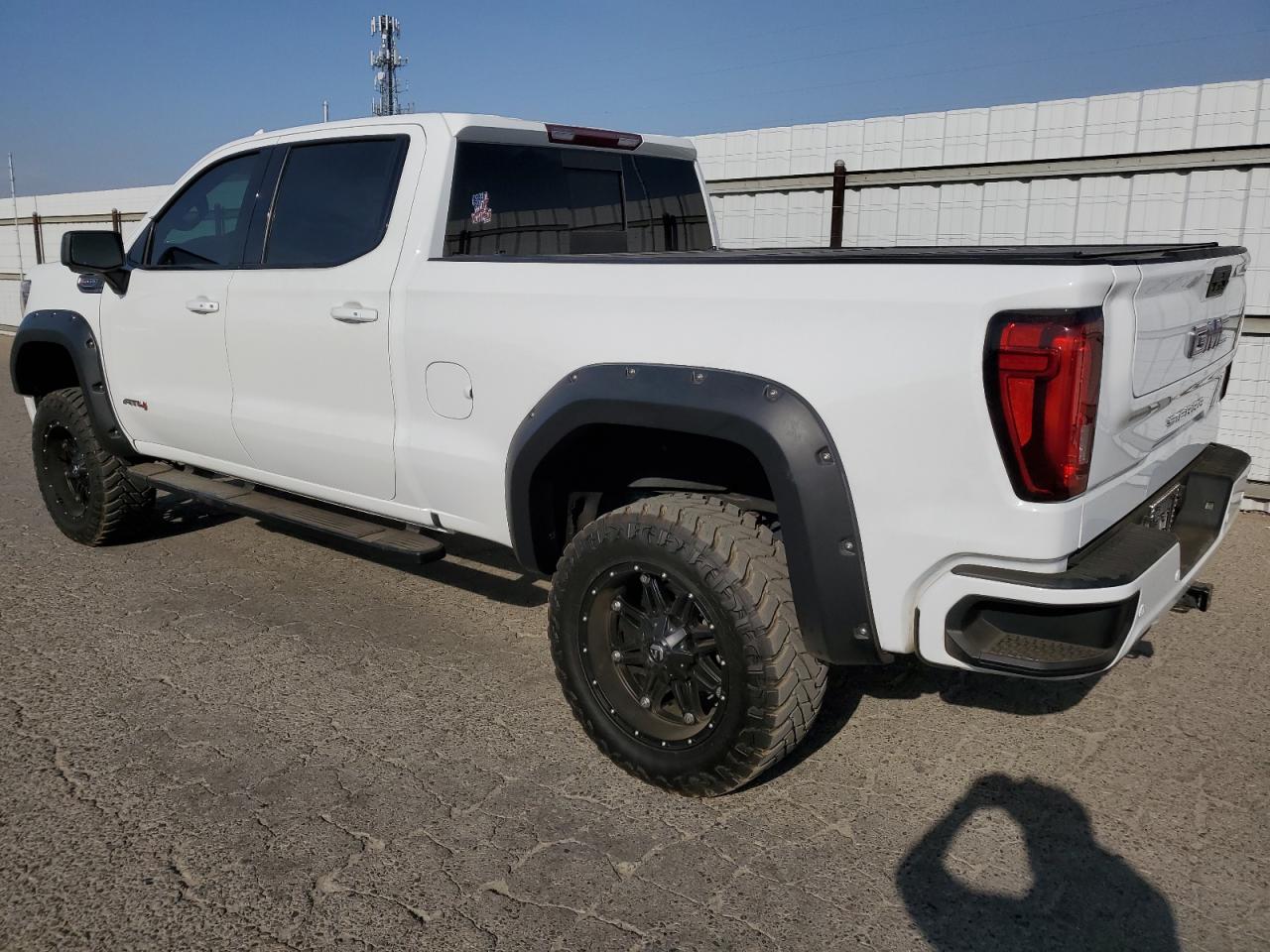 Изображение 2 2020 GMC SIERRA K1500 AT4 2020 с VIN 1GTP9EEL7LZ116669