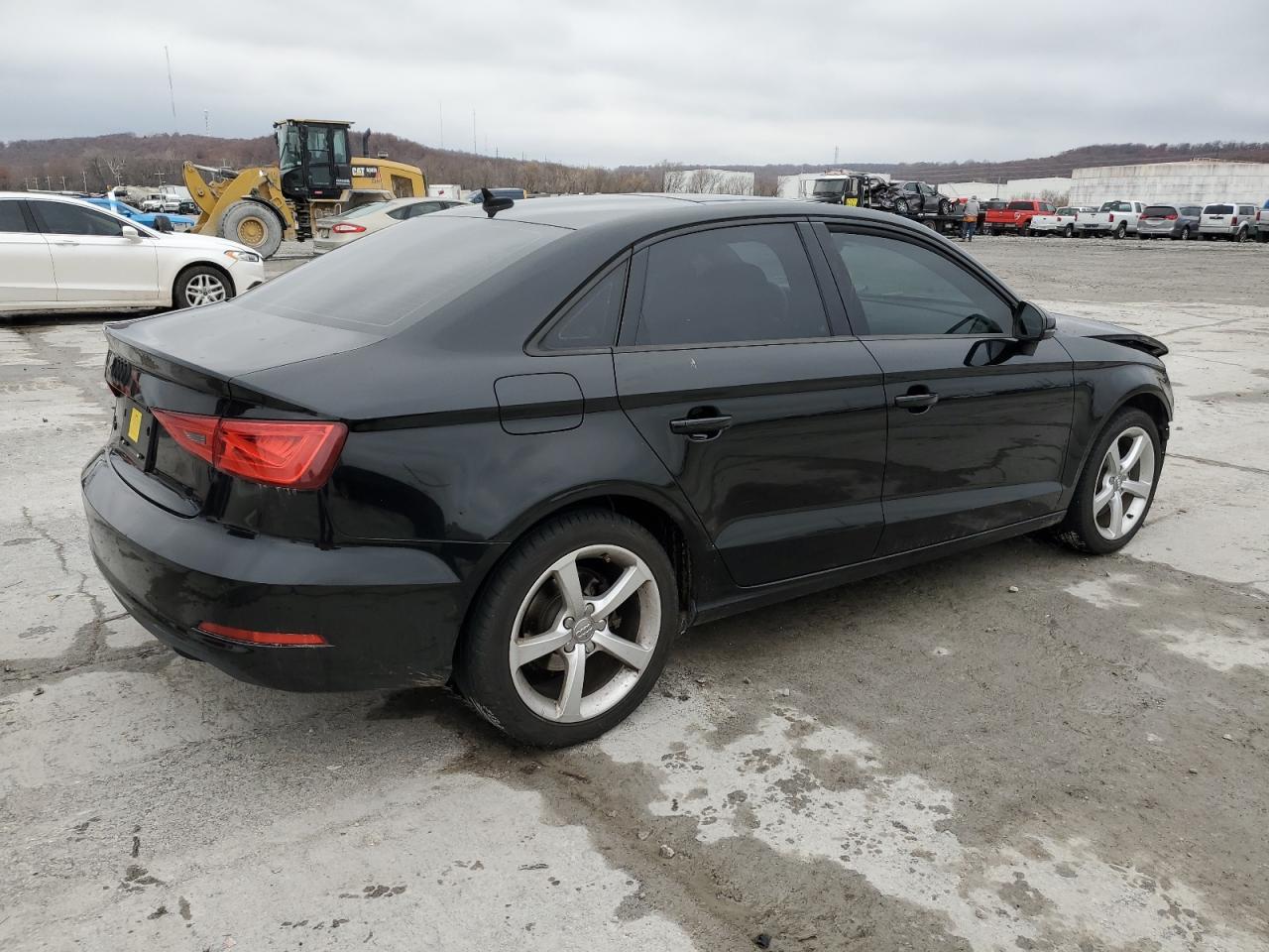 Obraz 3 z 2016 AUDI A3 PREMIUM 2016 z VIN WAUA7GFF5G1015325