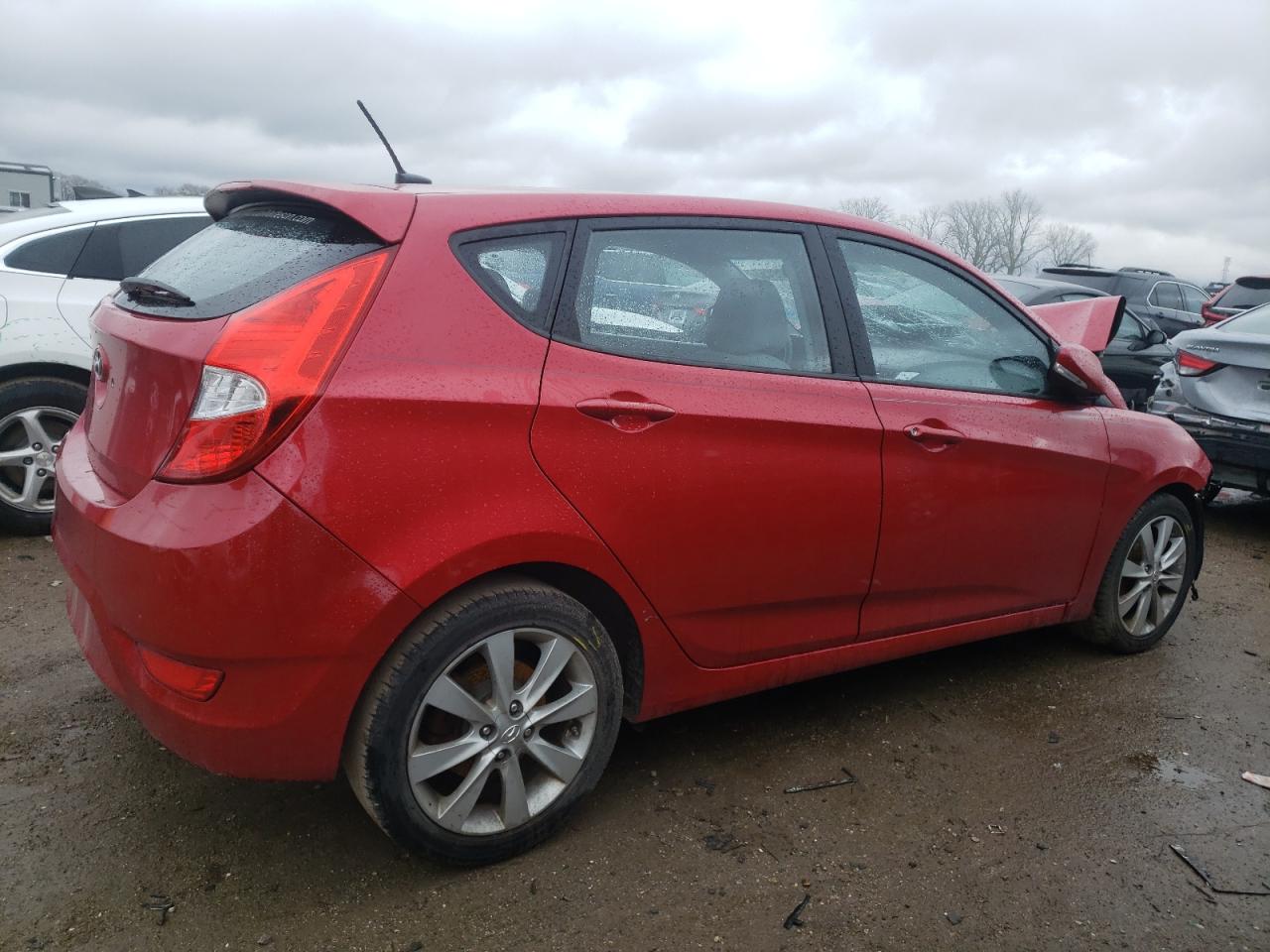 Изображение 3 2013 HYUNDAI ACCENT GLS 2013 с VIN KMHCU5AE2DU075107