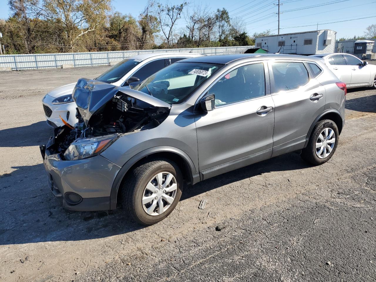 Image 1 of 2018 NISSAN ROGUE SPORT S 2018 with VIN JN1BJ1CP3JW154319