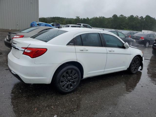 Изображение 3 2014 CHRYSLER 200 LX 2014 с VIN 1C3CCBAB9EN206223