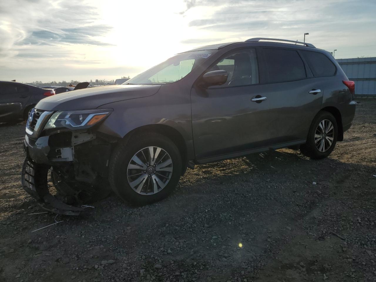 Изображение 1 2017 NISSAN PATHFINDER S 2017 с VIN 5N1DR2MMXHC610025