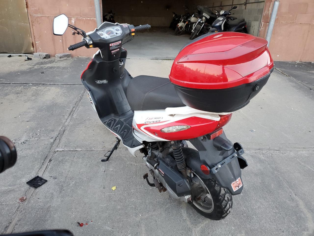 Obraz 3 z 2019 YONG MOPED 2019 z VIN LL0TCAPD6KG100011