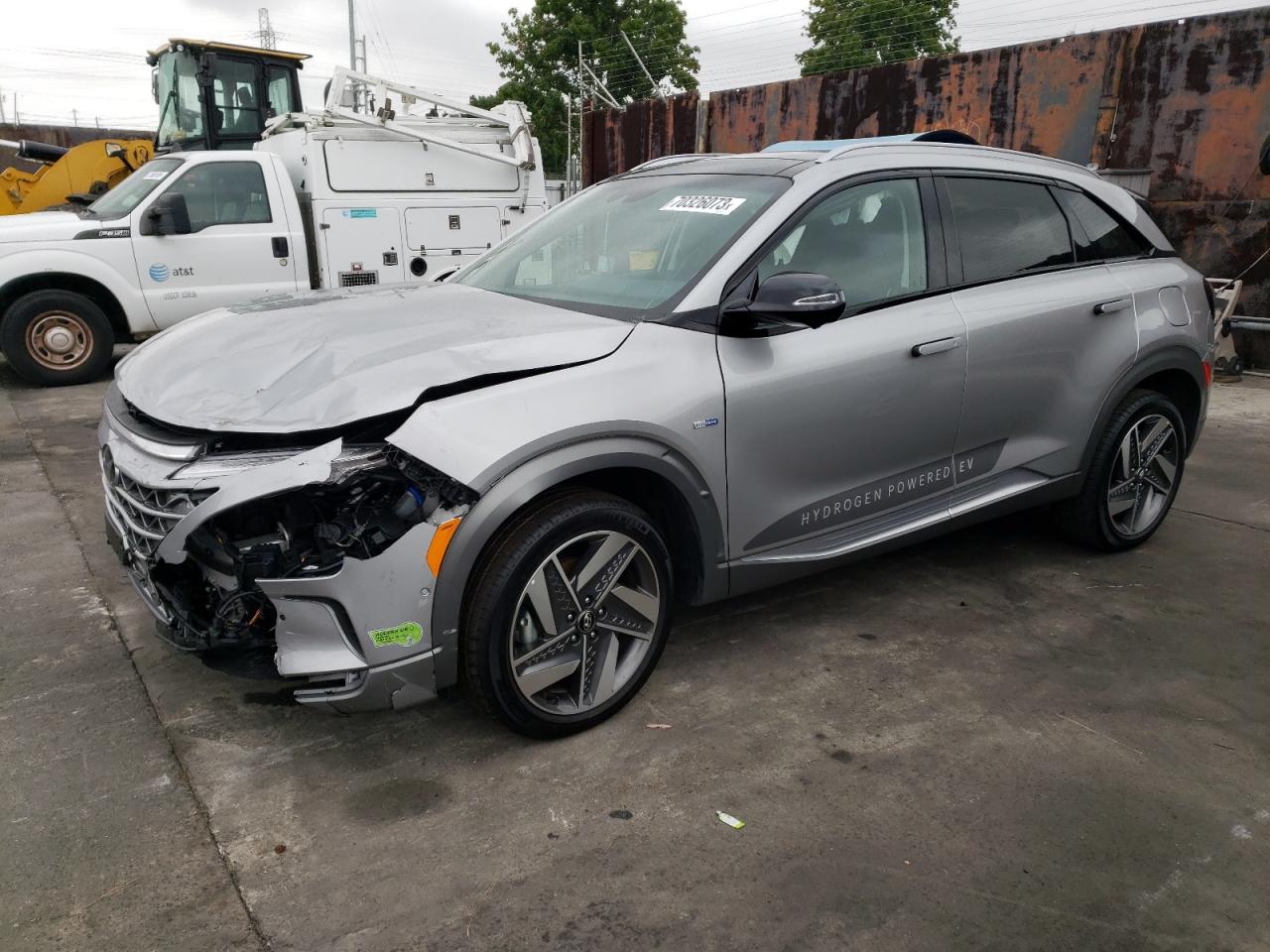 Image 1 of Hyundai Nexo Limited 2023 with VIN KM8J84A68PU031700