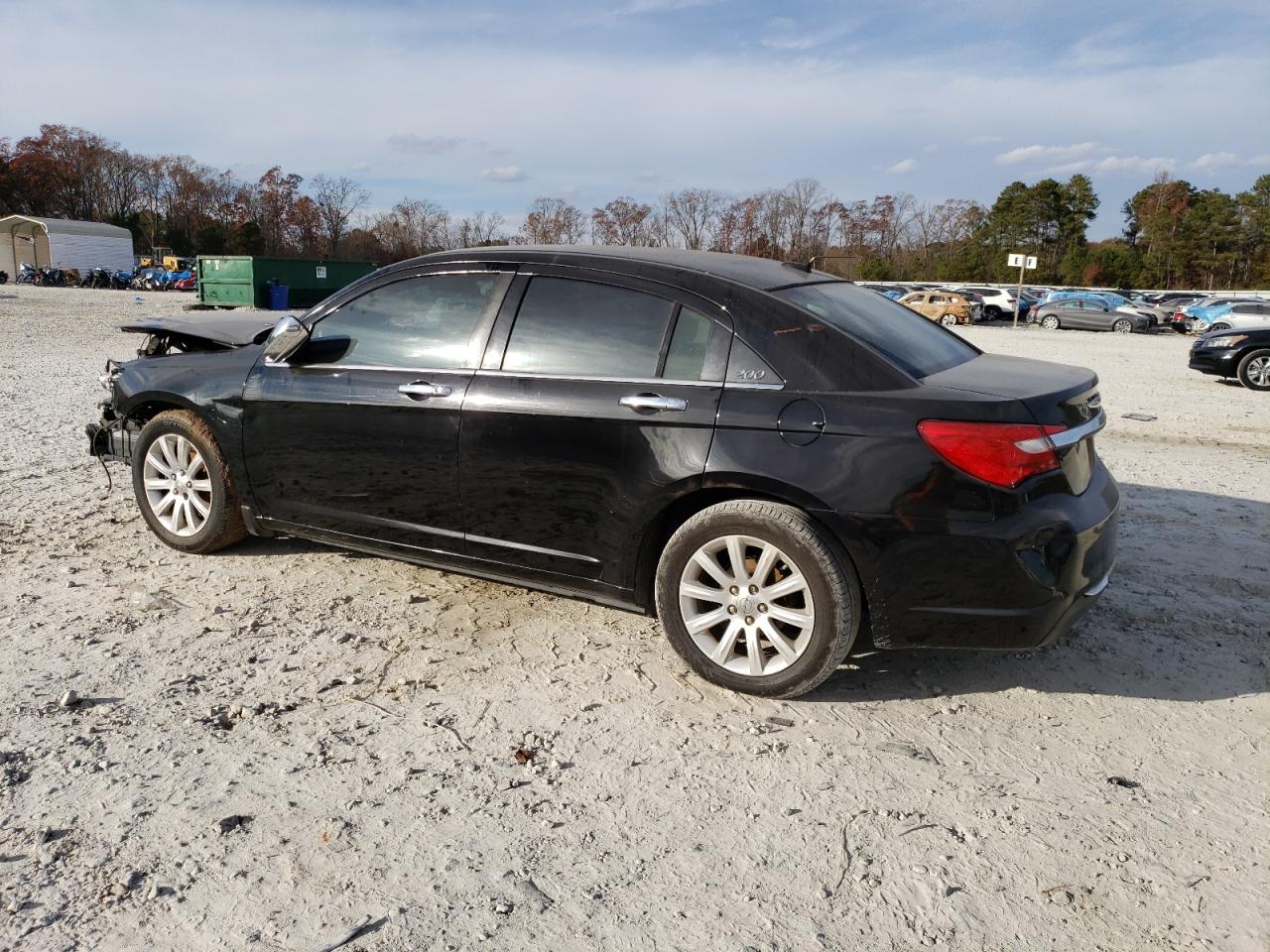 Image 2 of 2013 CHRYSLER 200 LIMITED 2013 with VIN 1C3CCBCGXDN699398