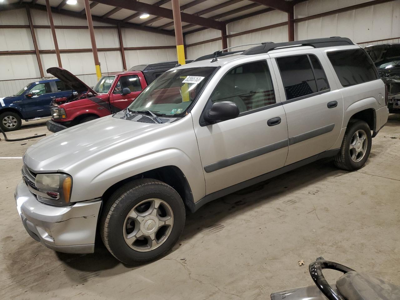 Image 1 of 2005 CHEVROLET TRAILBLAZER EXT LS 2005 with VIN 1GNET16SX56197797