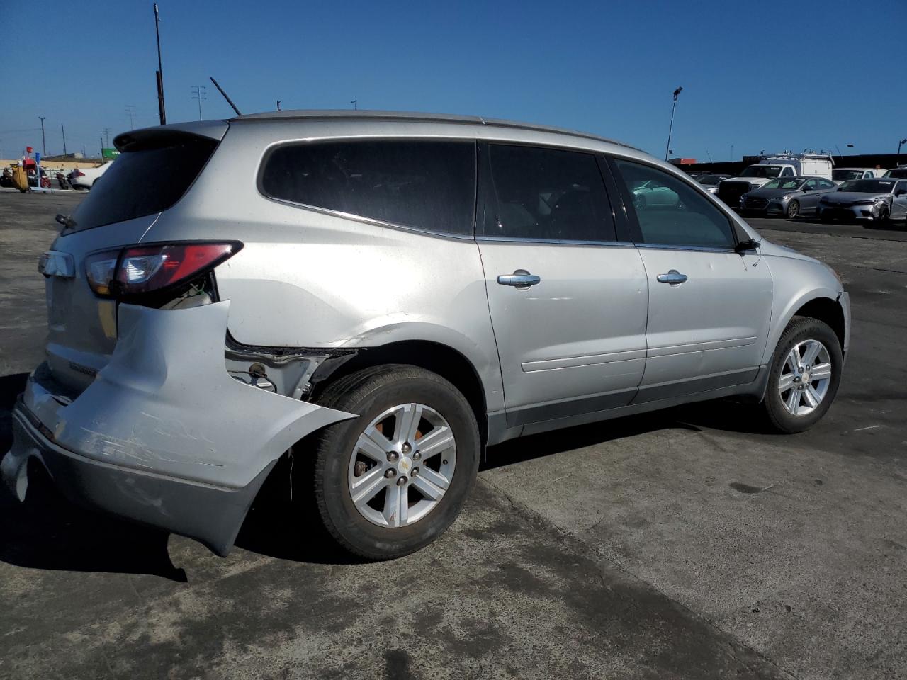 Image 3 of 2014 CHEVROLET TRAVERSE LT 2014 with VIN 1GNKRHKD2EJ113485