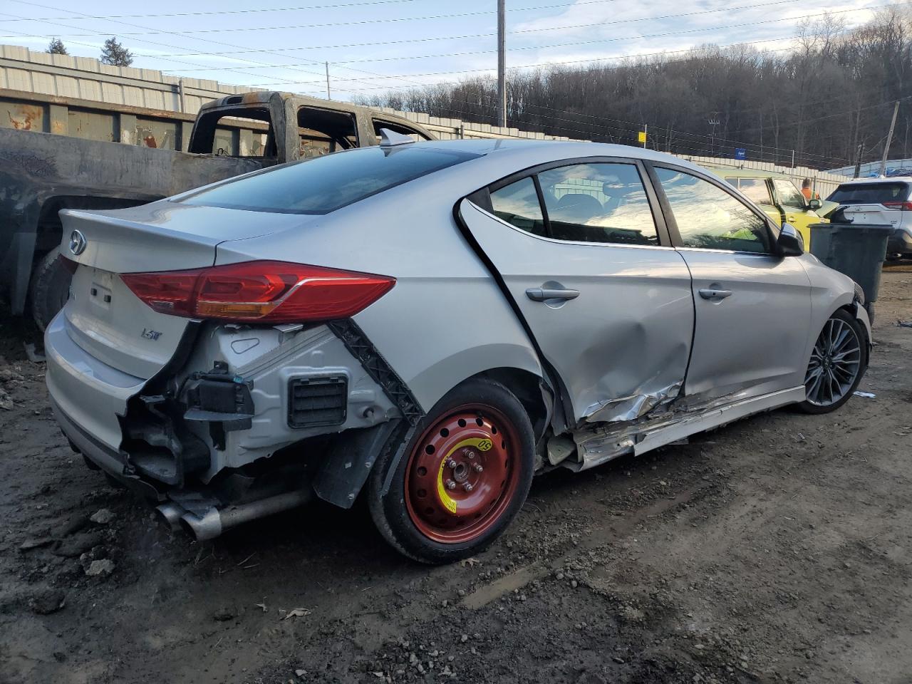 Obraz 3 z 2018 HYUNDAI ELANTRA SPORT 2018 z VIN KMHD04LB1JU474647