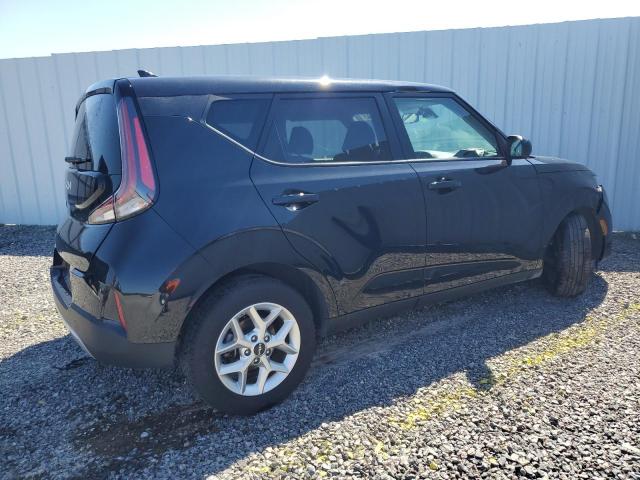 Image 3 of 2023 KIA SOUL LX 2023 with VIN KNDJ23AU7P7876812