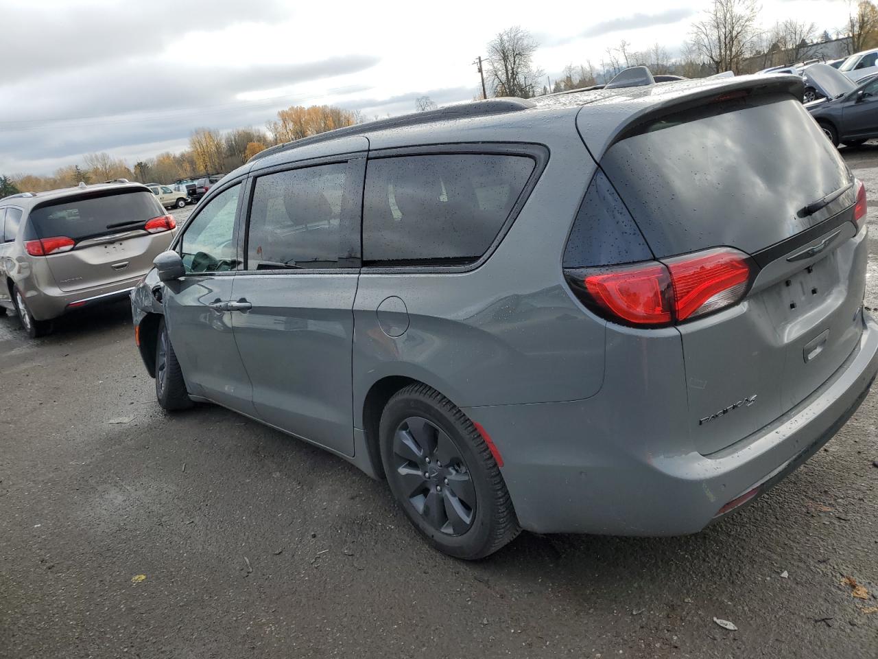 Image 2 of 2020 CHRYSLER PACIFICA HYBRID LIMITED 2020 with VIN 2C4RC1N75LR238950