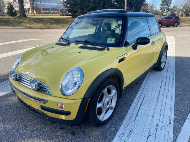Obraz 2 z 2004 MINI COOPER  2004 z VIN WMWRC33444TJ53996