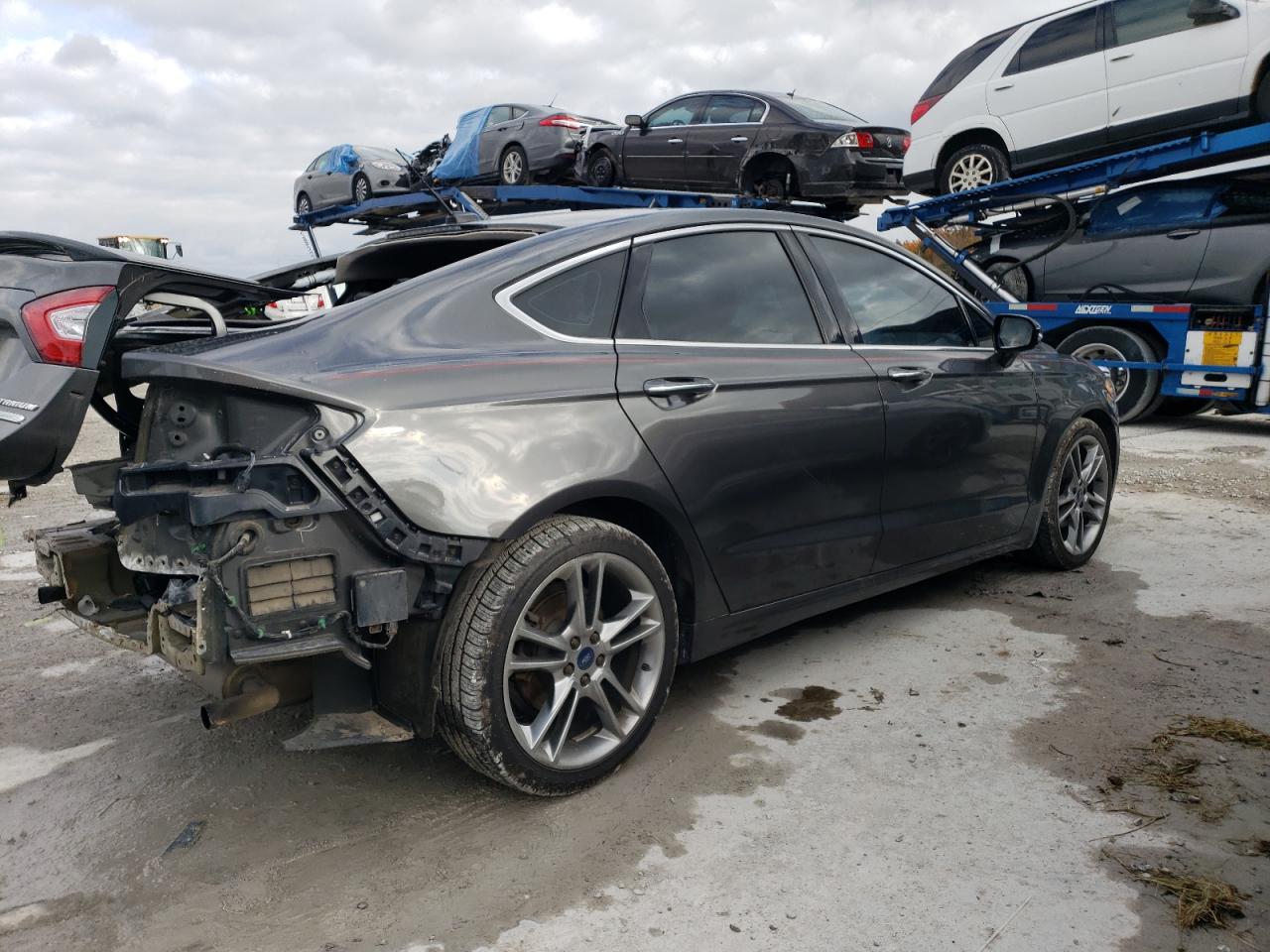 Image 3 of 2016 FORD FUSION TITANIUM 2016 with VIN 3FA6P0K90GR171896