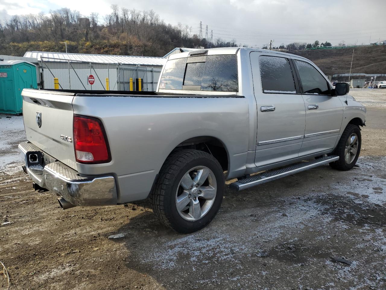Image 3 of 2016 RAM 1500 SLT 2016 with VIN 1C6RR7LT7GS366426