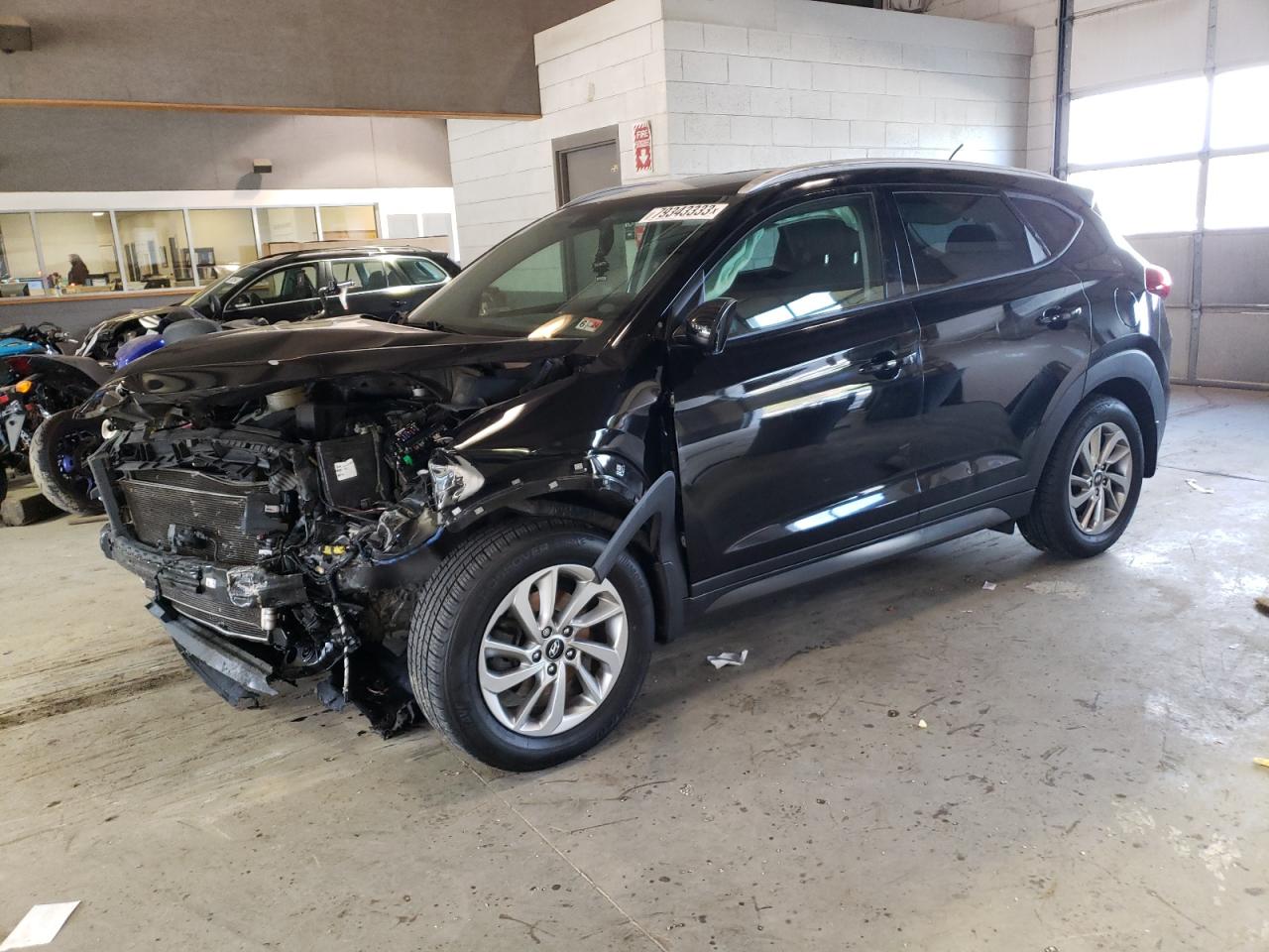 Obraz 1 z 2016 HYUNDAI TUCSON LIMITED 2016 z VIN KM8J33A40GU199399