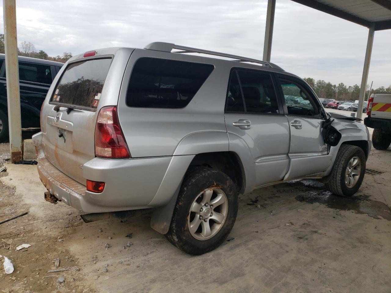 Image 3 of 2005 TOYOTA 4RUNNER SR5 2005 with VIN JTEZU14R850056748