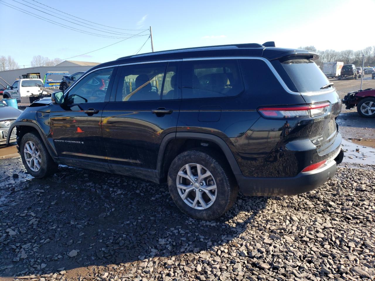 Изображение 2 2022 JEEP GRAND CHEROKEE L LIMITED 2022 с VIN 1C4RJKBG2N8614115