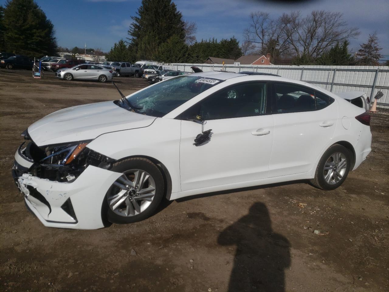 Изображение 1 2020 HYUNDAI ELANTRA SEL 2020 с VIN 5NPD84LF1LH626598