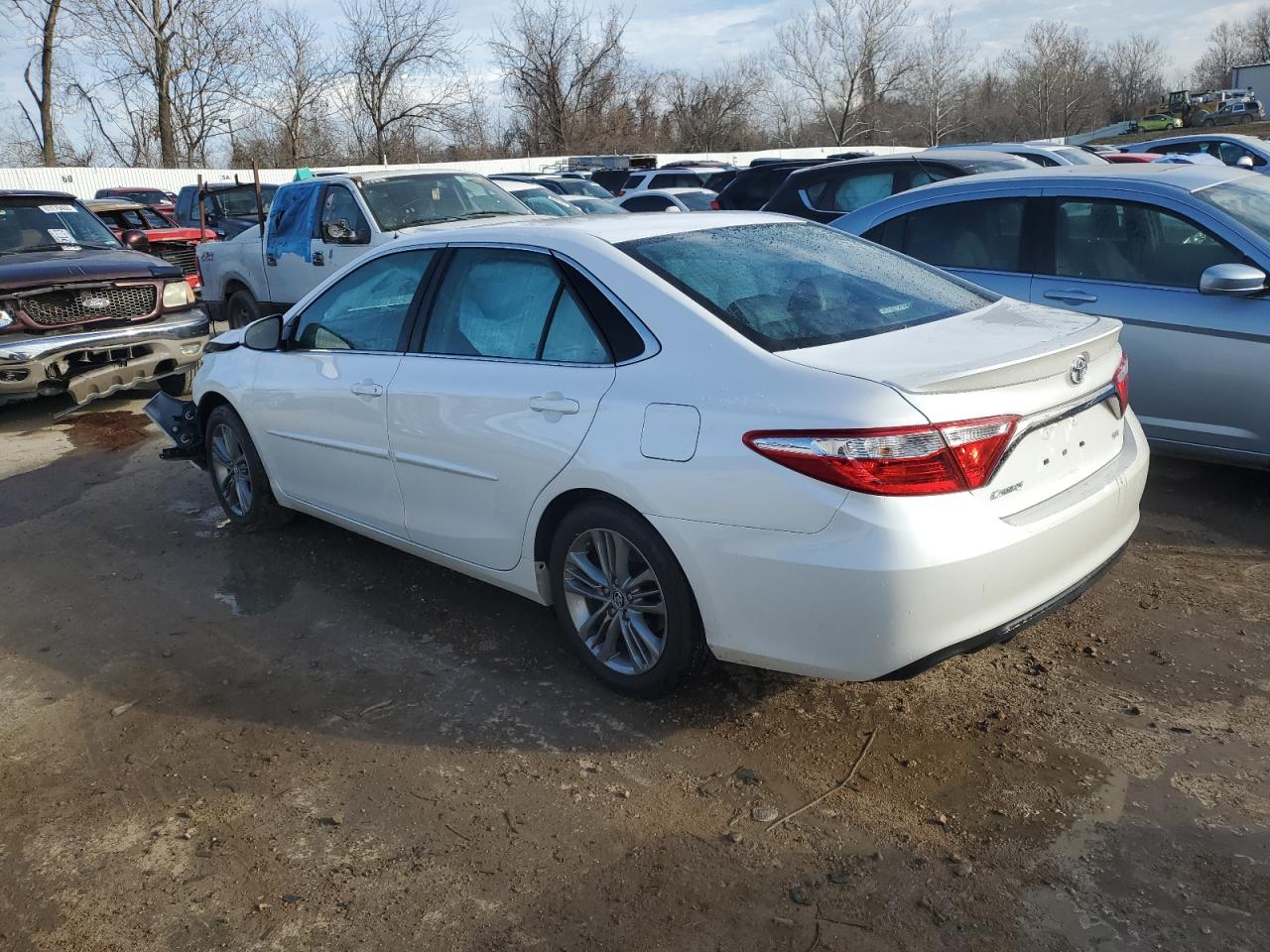Obraz 2 z 2015 TOYOTA CAMRY LE 2015 z VIN 4T1BF1FK3FU115825