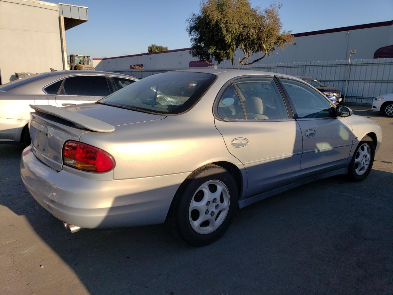 Изображение 3 1999 OLDSMOBILE INTRIGUE GL 1999 с VIN 1G3WS52H6XF343214