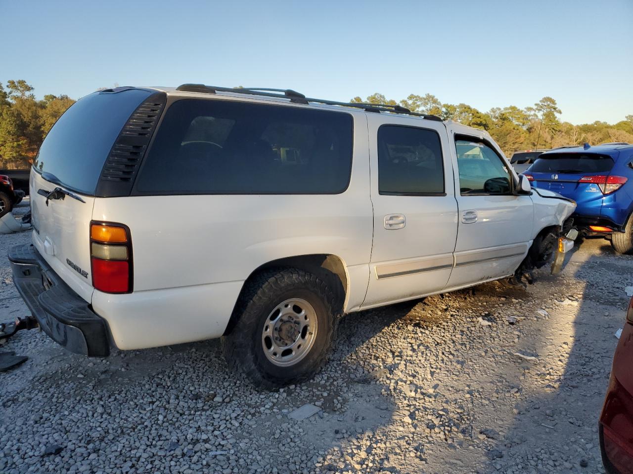 Изображение 3 2004 CHEVROLET SUBURBAN K2500 2004 с VIN 3GNGK26G14G260828