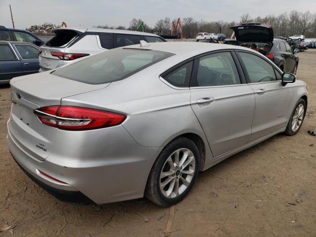Image 3 of 2019 FORD FUSION SE 2019 with VIN 3FA6P0LU6KR166830