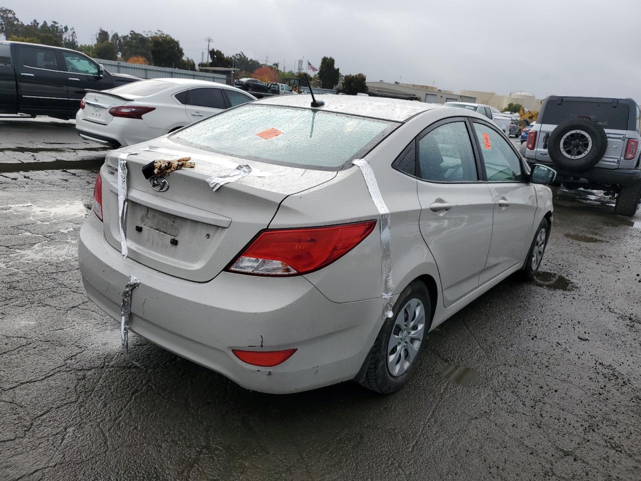 Obraz 3 z 2017 HYUNDAI ACCENT SE 2017 z VIN KMHCT4AE8HU263147