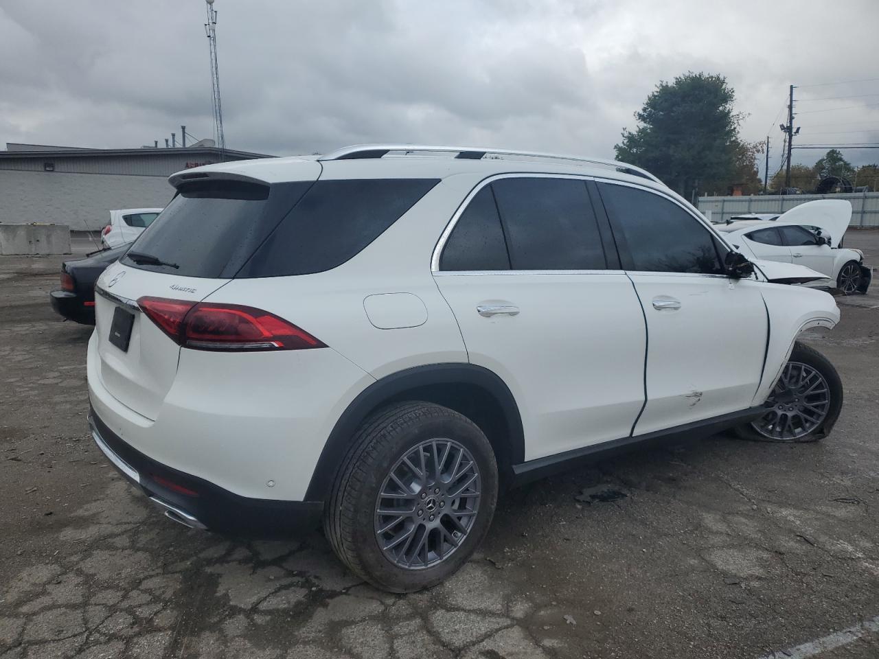 Image 3 of 2022 MERCEDES-BENZ GLE 350 4MATIC 2022 with VIN 4JGFB4KBXNA797767