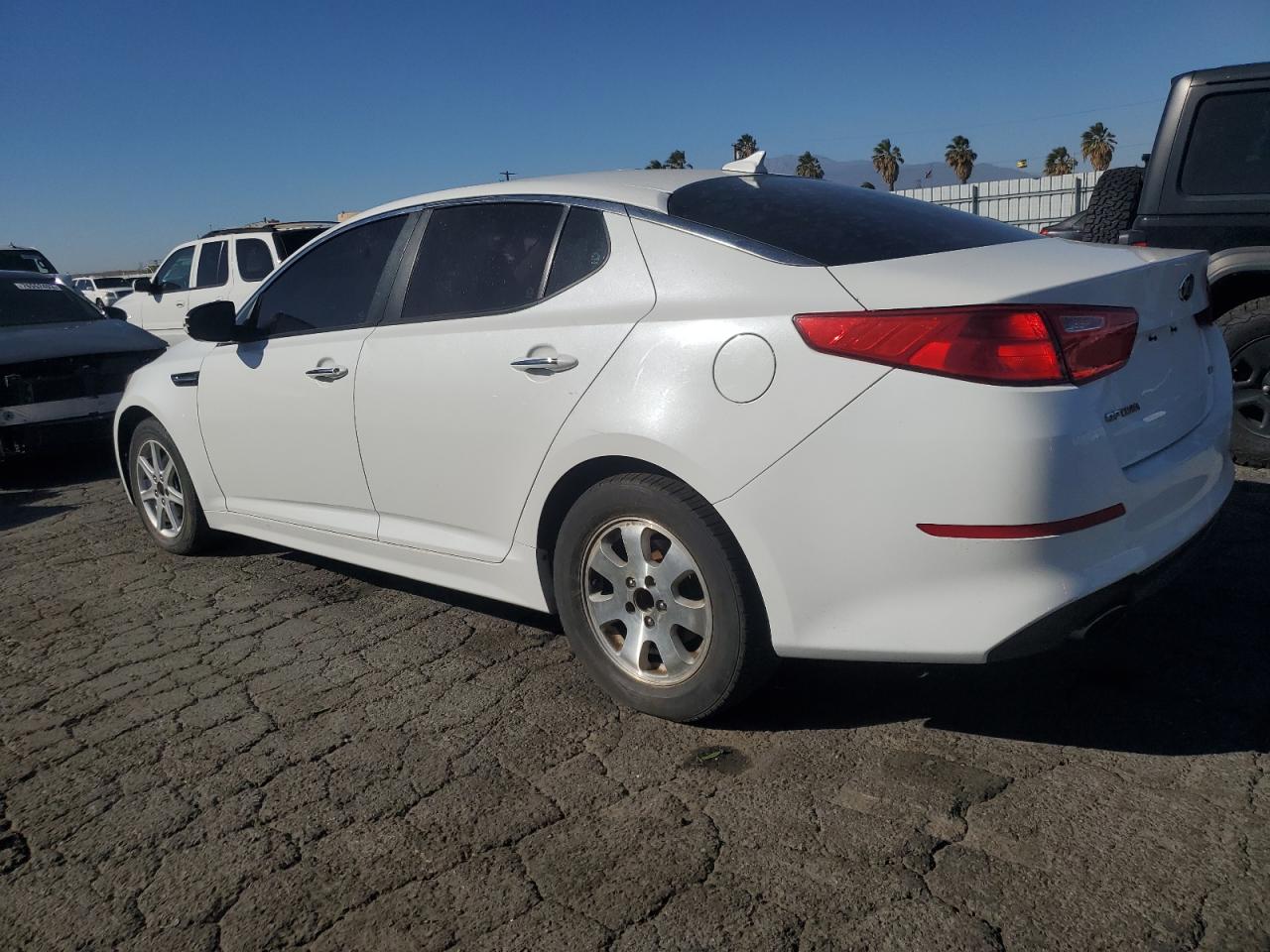Image 2 of 2015 KIA OPTIMA LX 2015 with VIN 5XXGM4A79FG515933