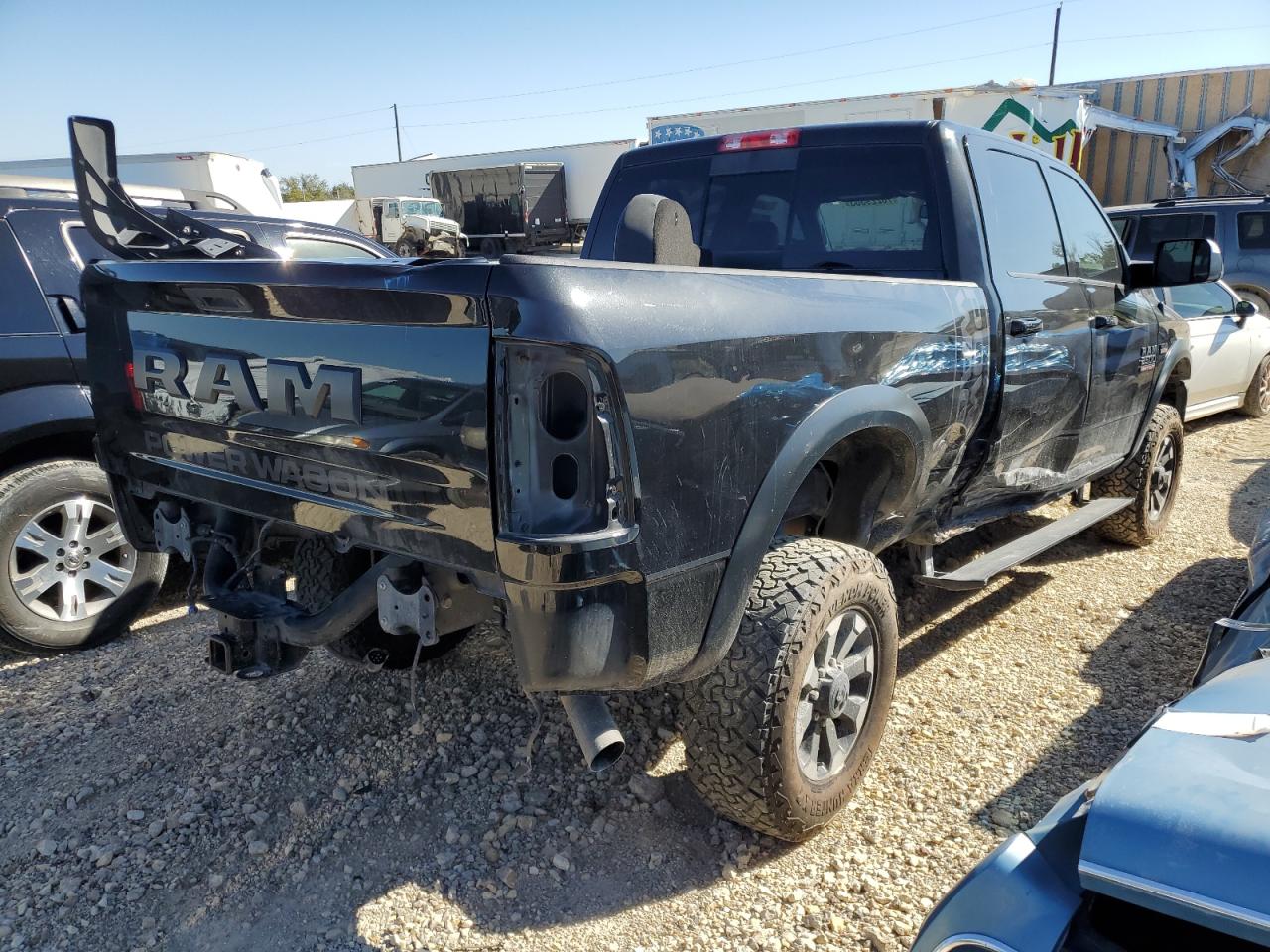 Image 3 of 2018 RAM 2500 POWERWAGON 2018 with VIN 3C6TR5EJ8JG357030