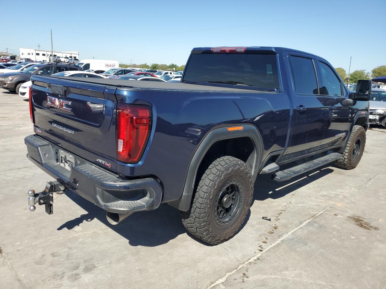 Image 3 of 2021 GMC SIERRA K2500 AT4 2021 with VIN 1GT49PEY4MF316759