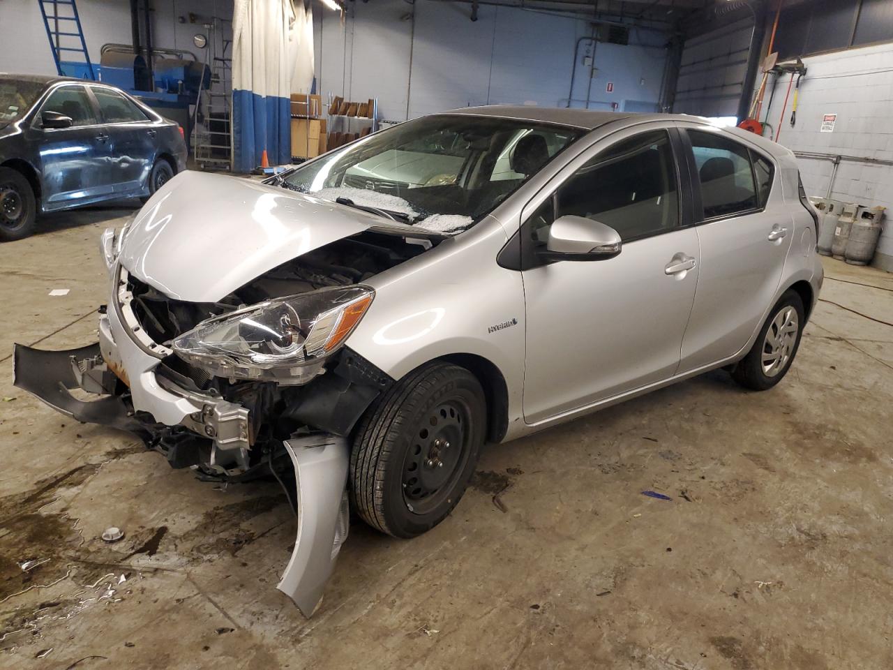Obraz 1 z 2015 TOYOTA PRIUS C  2015 z VIN JTDKDTB38F1111470