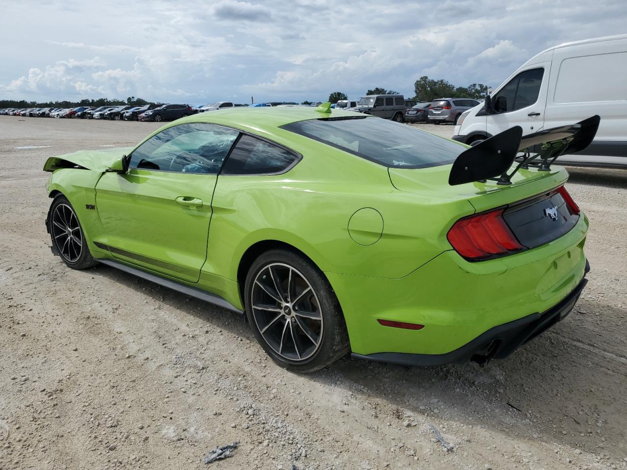 Image 2 of Ford Mustang 2020 with VIN 1FA6P8TH0L5189039